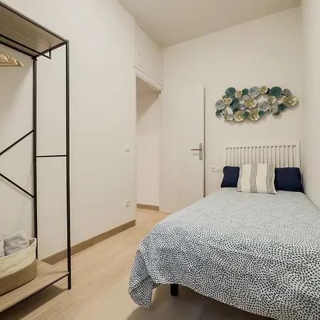 Barcelona Aura *