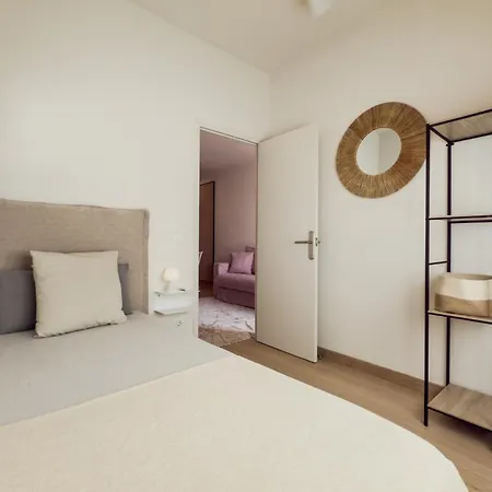 Barcelona Aura Apartment